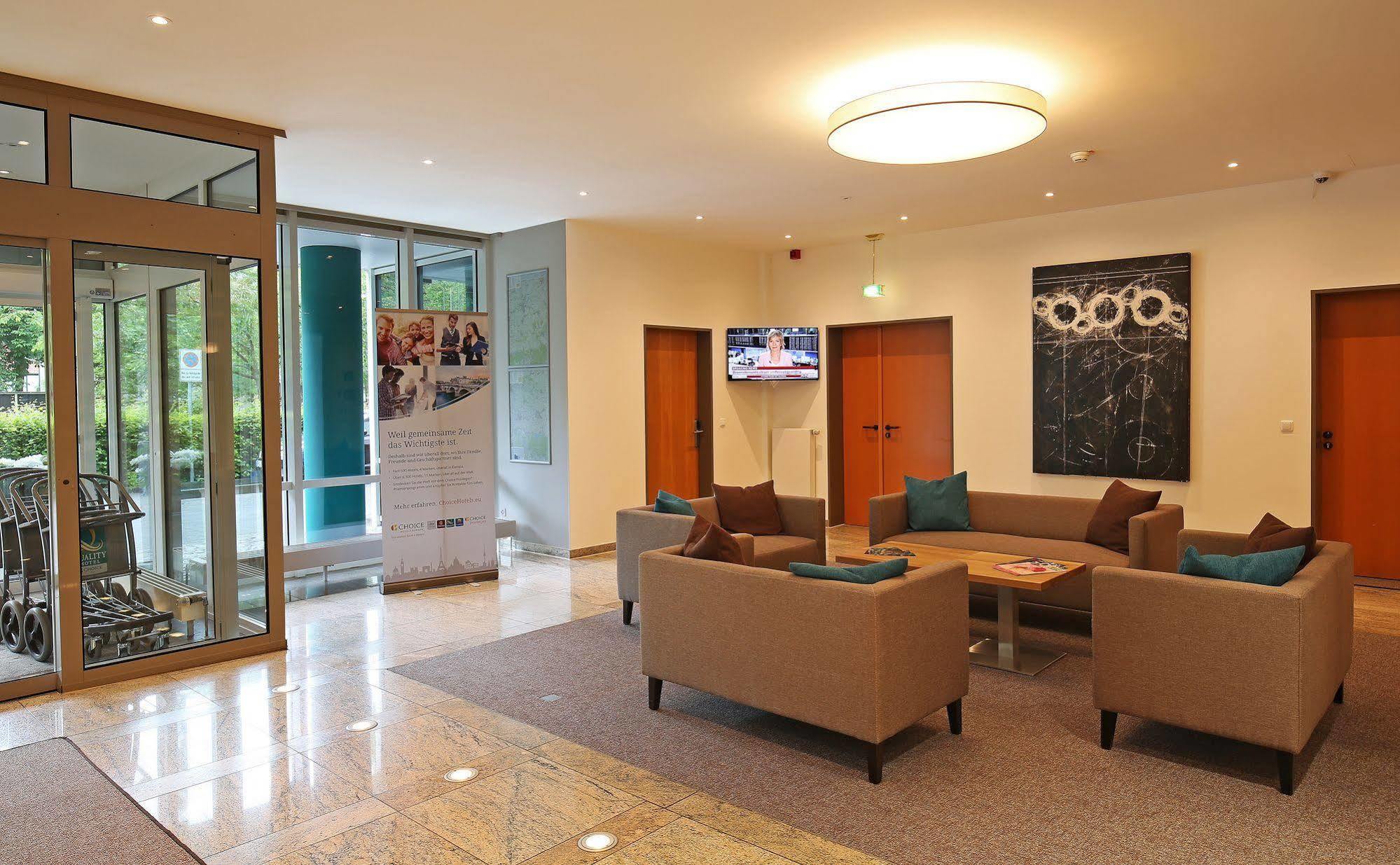Quality Hotel Lippstadt Bagian luar foto